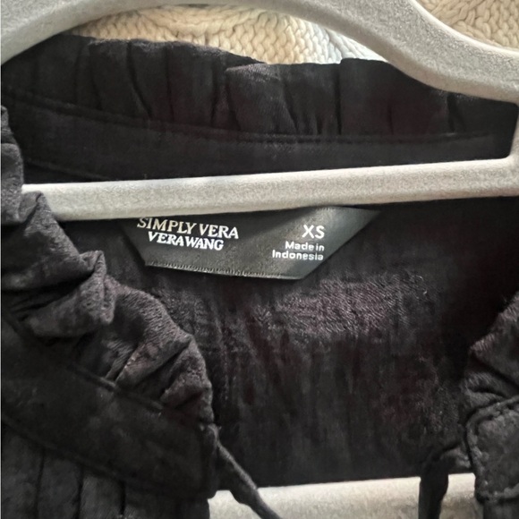 Simply Vera Vera Wang Black Sleeveless Women's Top Rayon Blend size XS - Picture 11 of 13